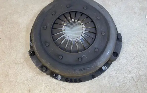 BMW 7 E23 Clutch pressure plate 21211225646