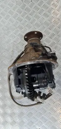 Mitsubishi L200 Rear differential