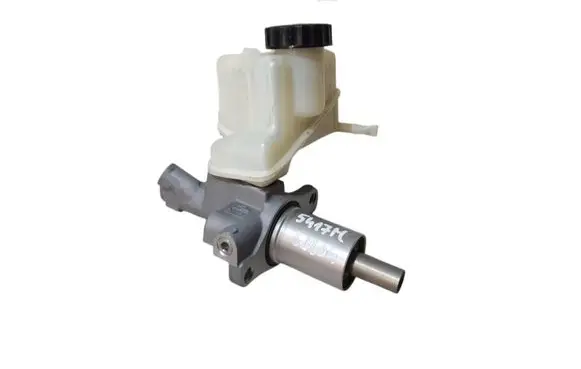 Mercedes-Benz C W204 Master brake cylinder A2044300102
