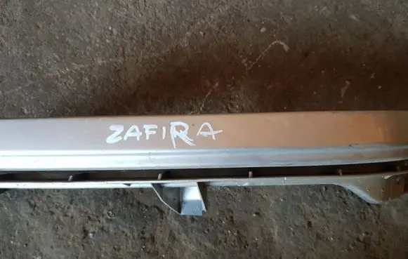 Under headlight/headlamp trim
