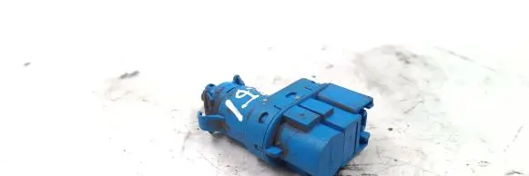 Mazda 2 Brake pedal sensor switch