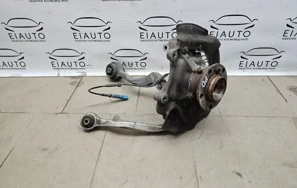 BMW 6 E63 E64 Front wheel hub spindle knuckle 6762018 6773174 6082T6R