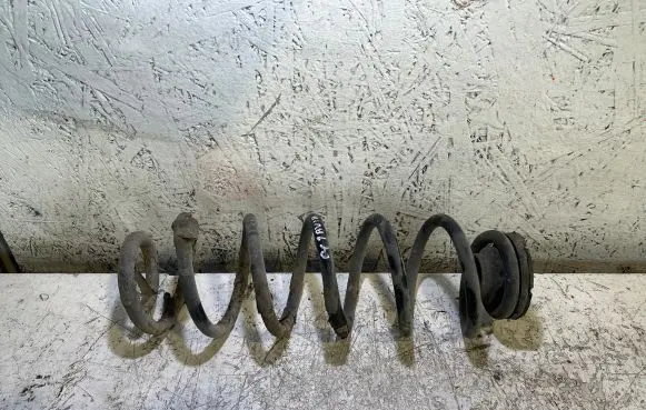 Skoda Octavia Mk2 (1Z) Rear coil spring