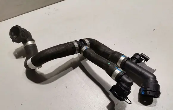 Mercedes-Benz GLE W167 Engine coolant pipe/hose A1675011404