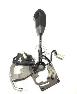 Mitsubishi Pajero Gear shifter/selector MR477646