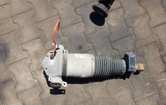 Audi Q7 4L Shock absorber/damper/air suspension 7L8616019