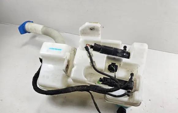 Volkswagen Sharan Windshield washer fluid reservoir/tank 5N0955453H