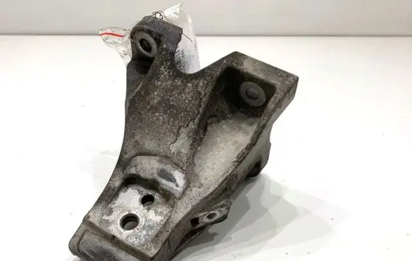 Jaguar F-Pace Engine mounting bracket HK836061CB
