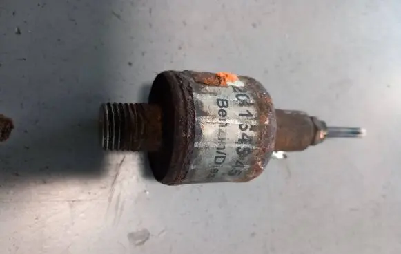 Ford Galaxy Webasto auxiliary heater fuel pump 20164545