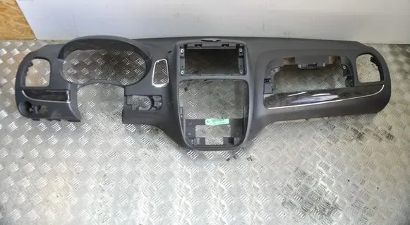Chrysler Town u0026 Country V Dashboard 03232973499X