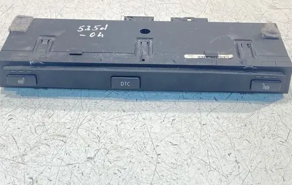 BMW 5 E60 E61 Seat heating switch 6952471 13580355 286639