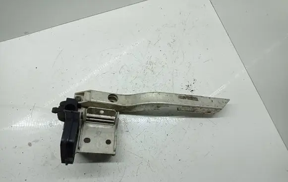 BMW 7 F01 F02 F03 F04 Radiator support slam panel bracket 718651409