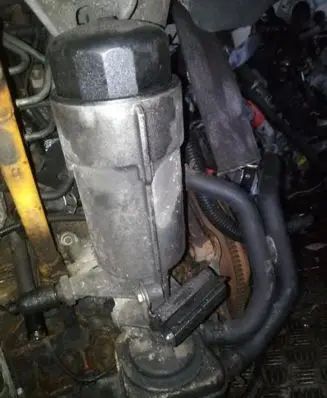 Volkswagen Golf IV Oil filter cover 038115466