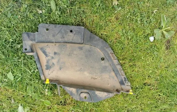 Land Rover Discovery Sport Front bumper mounting bracket LK72-2D208-C