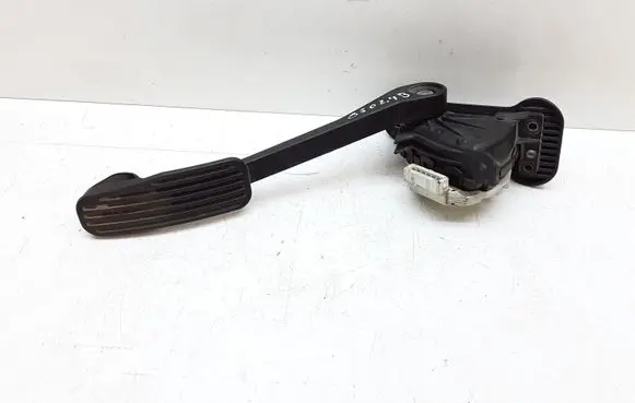 Volvo S60 Accelerator throttle pedal 9496821
