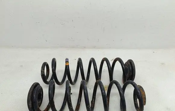 Volkswagen PASSAT B6 Rear coil spring 1k0512149B