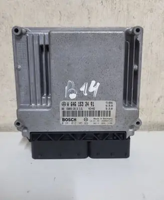 Mercedes-Benz Vito Viano W639 Engine control unit/module A6461532491 0281012105 1039S07144