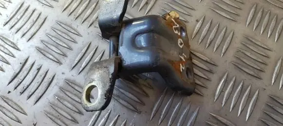 Mazda 626 Rear door lower hinge