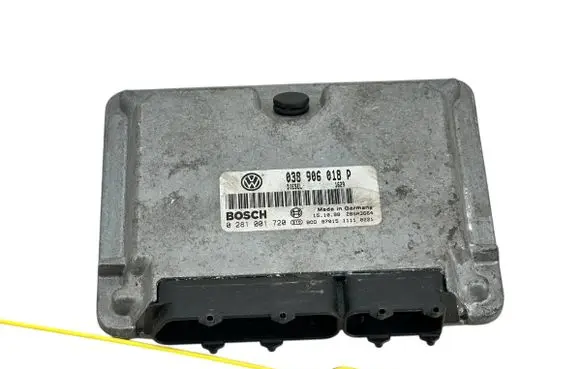 Volkswagen PASSAT B5 Engine control unit/module 038906018P