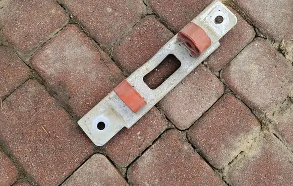 Muffler mount bracket/holder