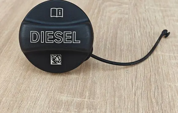 BMW 4 G22 G23 G24 G26 Fuel tank filler cap 7482901