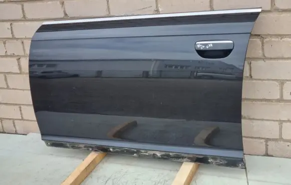 Audi A6 S6 C6 4F Front door