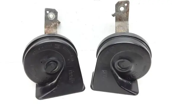Volvo S80 Horn signal 08635071 08635072