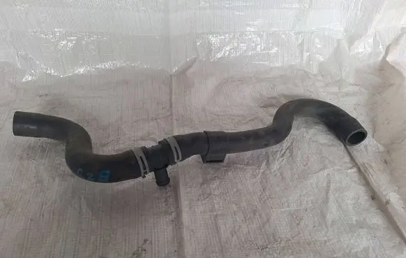 Volkswagen Crafter Engine coolant pipe/hose 9065014784