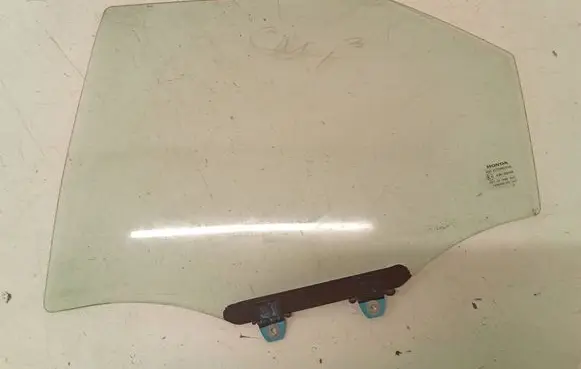 Rear door window glass