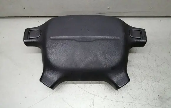Mitsubishi Galant Steering wheel airbag