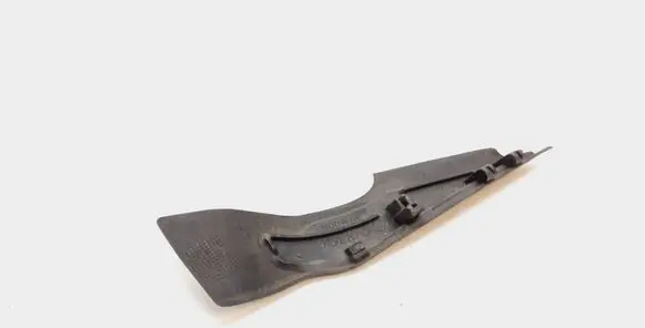 Volvo XC90 Fender end trim 8662736