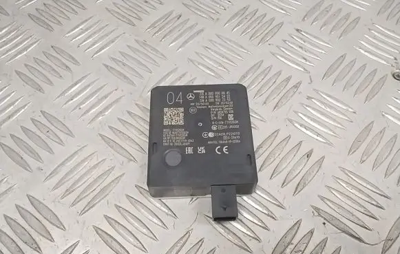 Mercedes-Benz EQS V297 Distronic sensor radar A0009000845