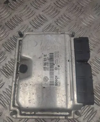 Skoda Fabia Mk1 (6Y) Engine control unit/module 038906019NE 0281011824