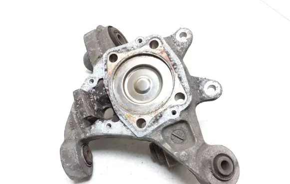 Volvo V70 Rear wheel hub 9200624