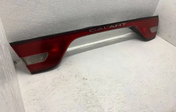 Mitsubishi Galant Tailgate rear/tail lights 0023230