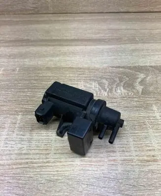 BMW 5 E60 E61 Turbo solenoid valve 7796634 70057903
