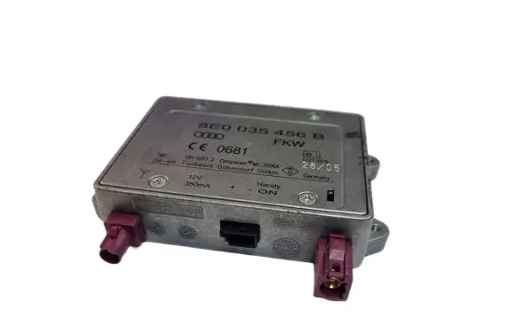Audi A8 S8 D3 4E Antenna control unit 8E0035456B 09103112 E068
