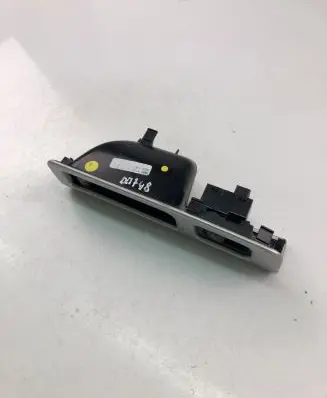 Volvo V50 Electric window control switch 8663819