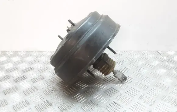 KIA Sorento Brake booster