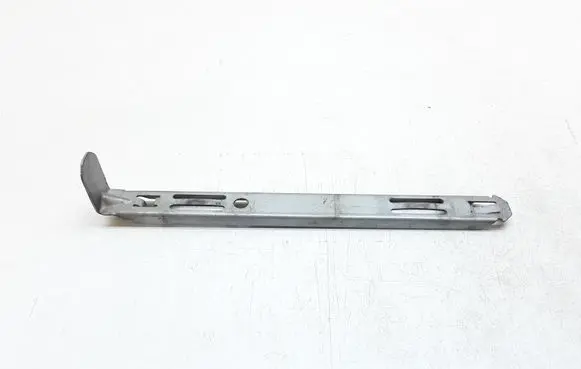 Volvo XC90 Headlight/headlamp mounting bracket 8637182
