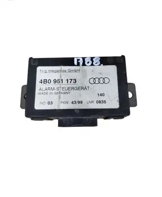 Audi A6 S6 C5 4B Alarm control unit/module 4B0951173