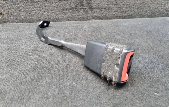 Audi A3 S3 8P Front seatbelt buckle 8P0857756C