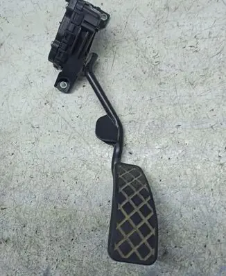 Audi A4 S4 B7 8E 8H Accelerator throttle pedal 8E2721523C