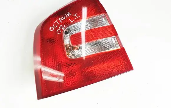 Skoda Octavia Mk2 (1Z) Rear/tail lights