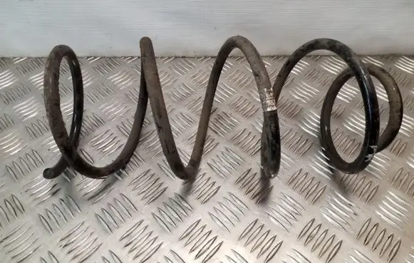 BMW 1 E81 E87 Front coil spring