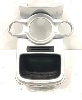 Ford Fiesta Glove box central console 06900001