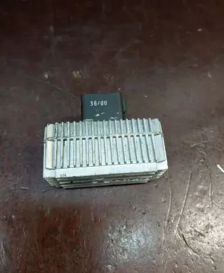 Glow plug pre-heat relay