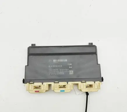 Mercedes-Benz E W213 Seat control module A2139008309 A2139010106