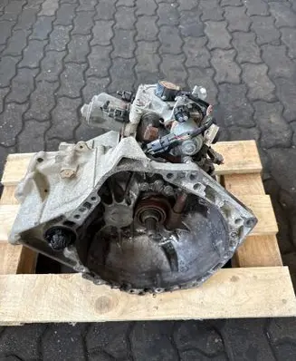 Toyota Aygo AB10 Automatic gearbox 20TT02 20TT021605110 1KR