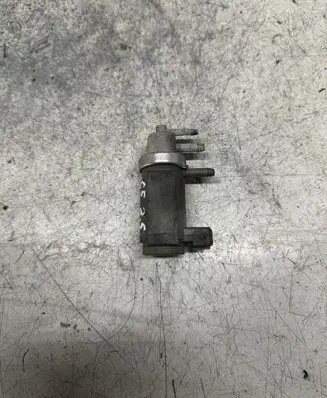 Audi A6 S6 C5 4B Turbo solenoid valve 059906627A